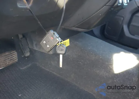 2020 Chevrolet Silverado 1500 4Wd Short Bed Custom из США, поврежденный, VIN 3GCUYBEF2LG331360